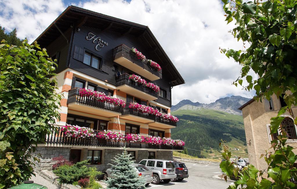 Hotel Cardo Isolaccia Exterior foto